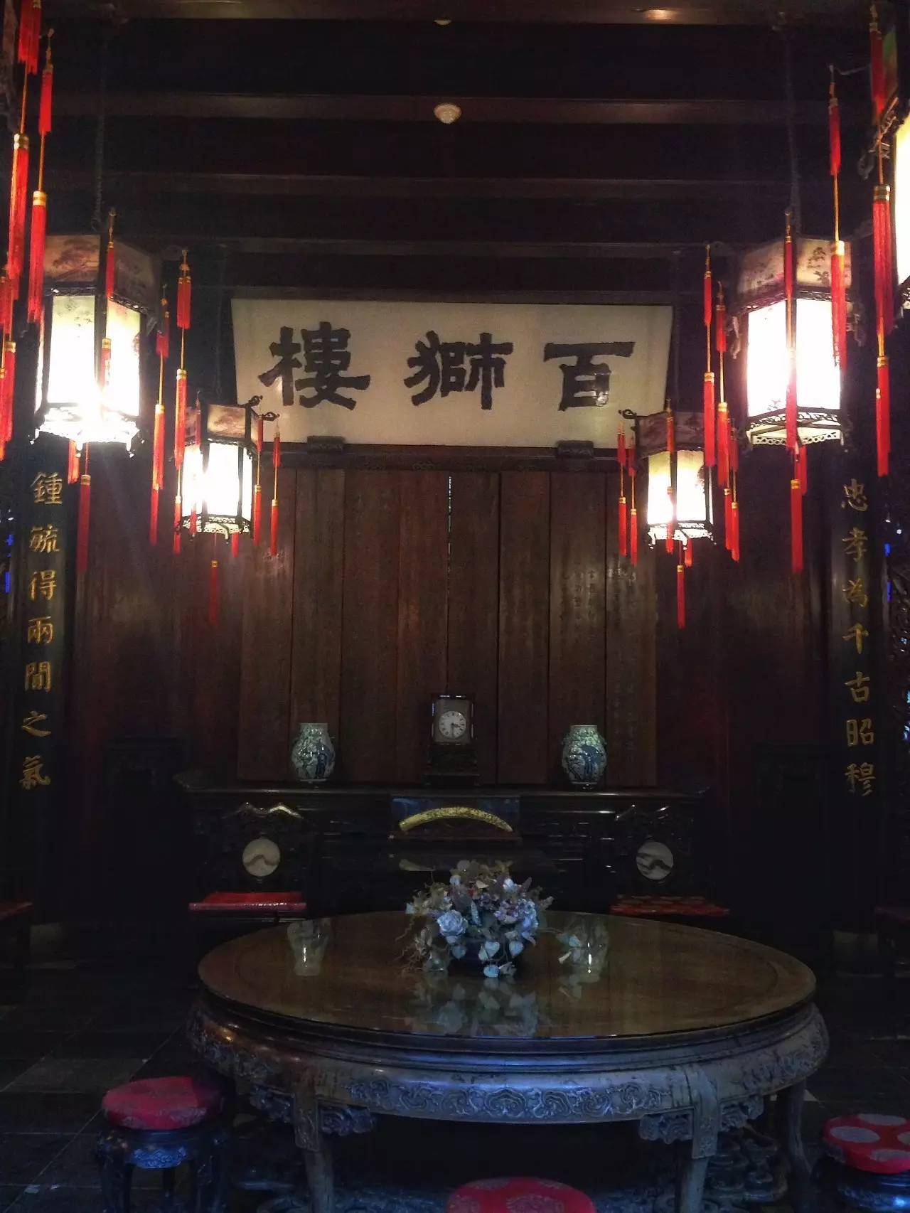 江南豪宅，淺談用紫檀和花梨木建的胡雪巖故居