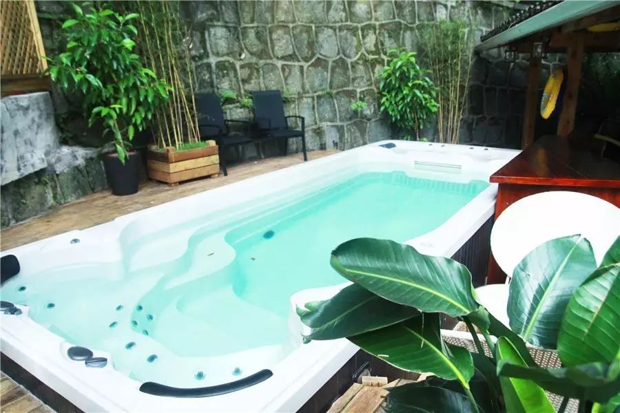 杭州·若白雅苑，擁有無邊泳池「最好泡民宿」