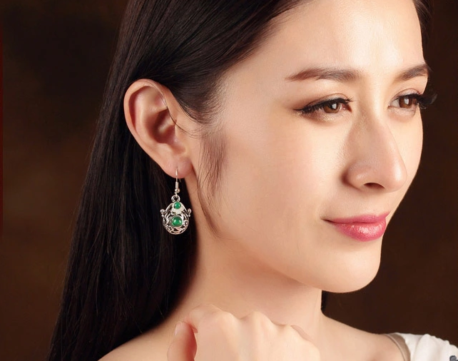 清新花朵耳墜復(fù)古匠心啟航閱讀耳環(huán)首飾