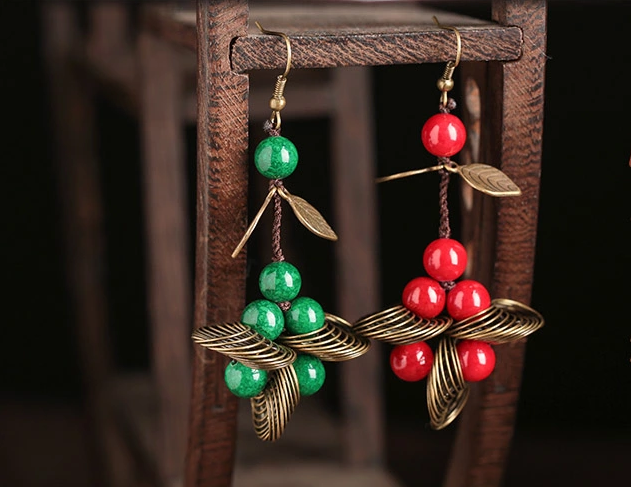 紅綠個(gè)性復(fù)古耳環(huán)手工首飾