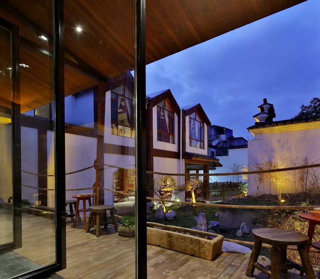 陶舍藝術(shù)酒店，一個(gè)「詩意的世界」