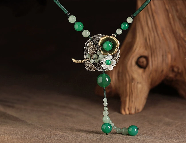 綠煙如夢(mèng)民族風(fēng)瑪瑙毛衣鏈項(xiàng)鏈?zhǔn)罪? src="/yuedu/d/file/bigpic/190404/04/13-1F925164427-50.png" style="height: 568px; width: 750px;" / data-JQ1b="1G5YeD"><br / data-fITp="fIfDG5">
	<img alt=