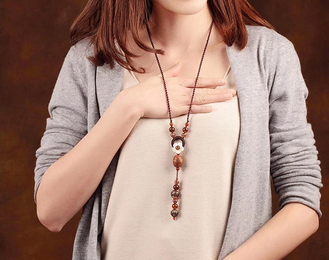 復(fù)古文藝天珠菩提根毛衣鏈項鏈?zhǔn)罪? src="/yuedu/d/file/bigpic/190404/04/13-1F9251GH9.png" style="height: 535px; width: 750px;" / data-r9i0="px9SPv"><br / data-hjEL="v2wqfB">
	<img alt=