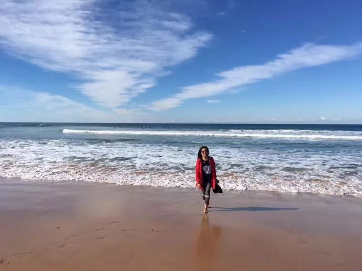 翡翠灣，在遼闊的海洋前做回?zé)o憂快樂(lè)的自我