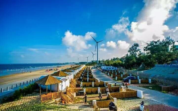 翡翠灣，在遼闊的海洋前做回?zé)o憂快樂的自我