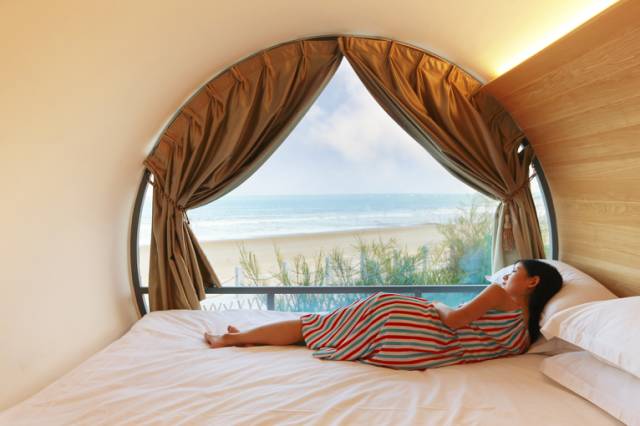 翡翠灣，在遼闊的海洋前做回?zé)o憂快樂(lè)的自我