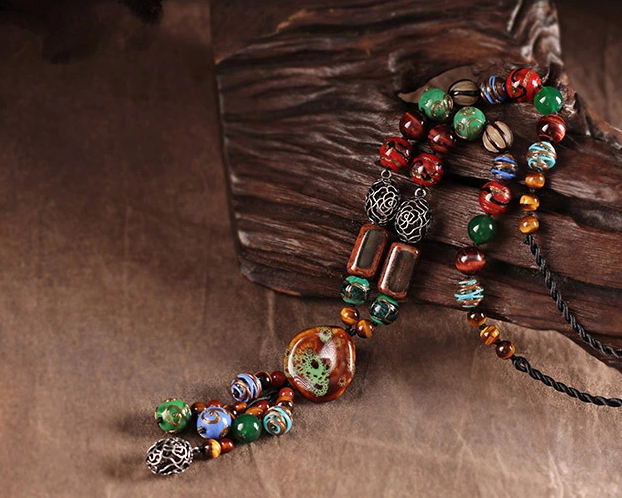 流光溢彩時(shí)尚民族風(fēng)毛衣鏈項(xiàng)鏈?zhǔn)罪? src="/yuedu/d/file/bigpic/190404/04/13-1F926233G7.png" style="height: 561px; width: 750px;" / data-Hx50="9X1C1S"><br / data-souj="HywTr4">
	<img alt=