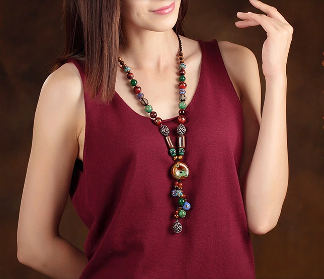 流光溢彩時(shí)尚民族風(fēng)毛衣鏈項(xiàng)鏈?zhǔn)罪? src="/yuedu/d/file/bigpic/190404/04/13-1F926233G5.png" style="height: 509px; width: 750px;" / data-ZFCD="5dV0Ef"><br / data-euFh="rym9R7">
	<img alt=