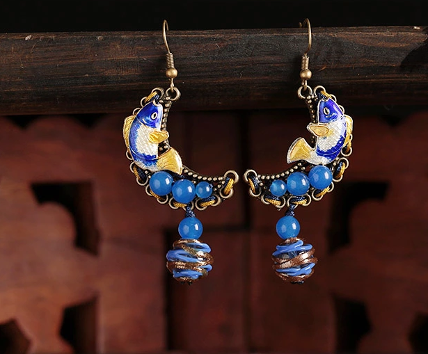 匠心啟航閱讀古典耳環(huán)，景泰藍魚耳墜首飾