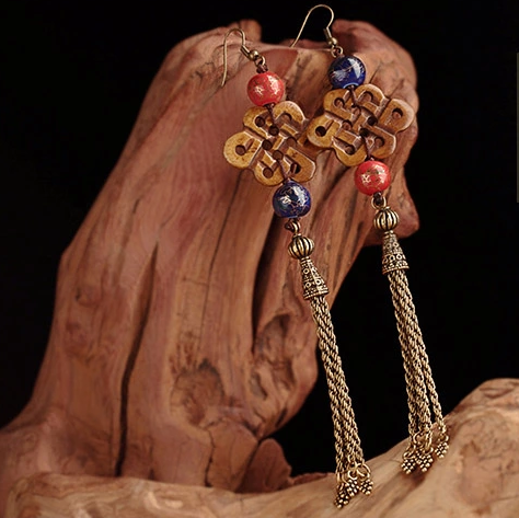 匠心啟航閱讀古典氣質(zhì)耳環(huán)首飾