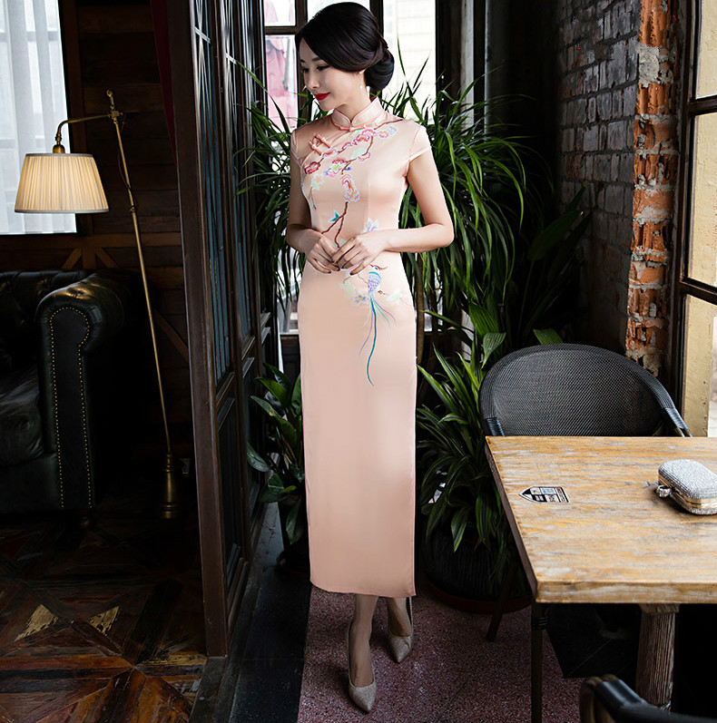 絲綢復古改良匠心啟航閱讀少女旗袍