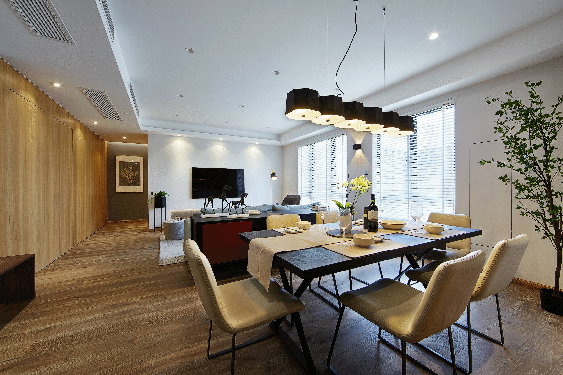 原木清風(fēng)，家理應(yīng)如此