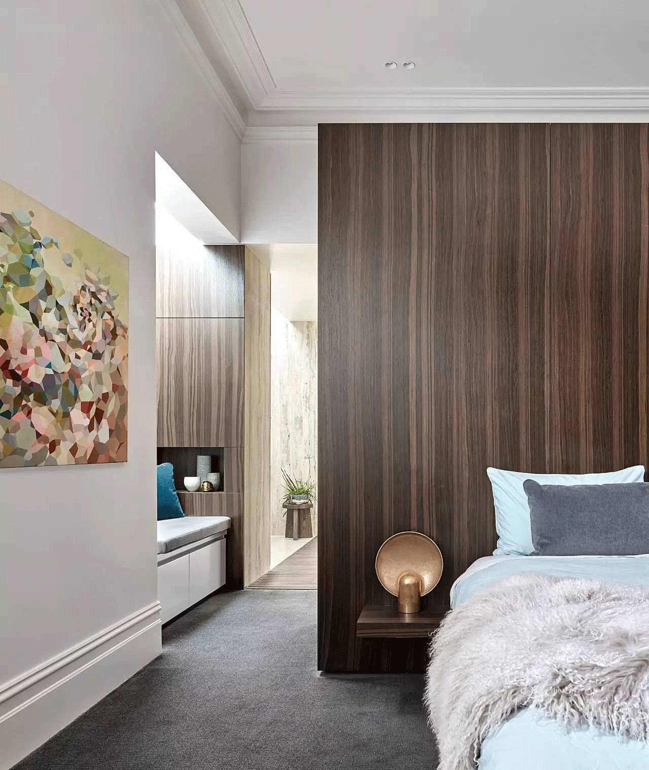 越白越簡，越極致