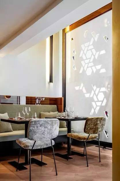 藝術(shù)與空間的完美結(jié)合，奢華新中式酒店設(shè)計