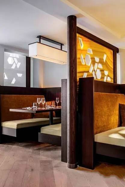 藝術(shù)與空間的完美結(jié)合，奢華新中式酒店設(shè)計