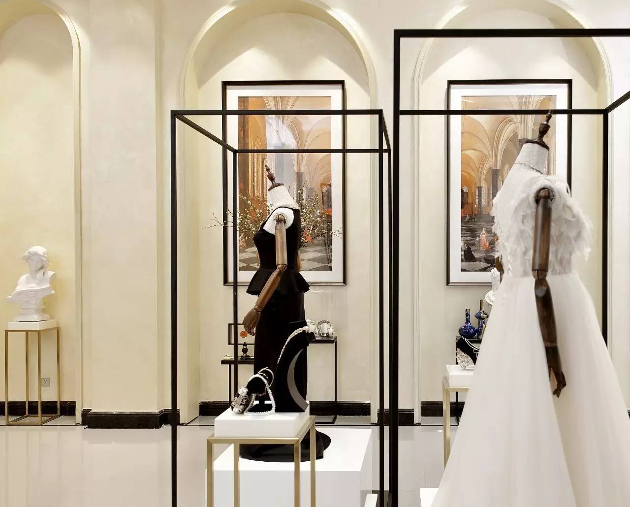 現(xiàn)代摩登格調(diào)，完美演繹當(dāng)代先鋒生活美學(xué)