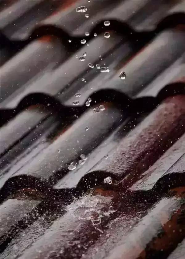 古建筑，一片瓦，遮風擋雨