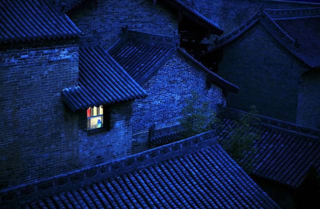 古建筑，一片瓦，遮風(fēng)擋雨