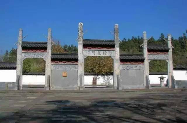 中國(guó)古建筑四大類別 北京四合院徽州民居陜北窯