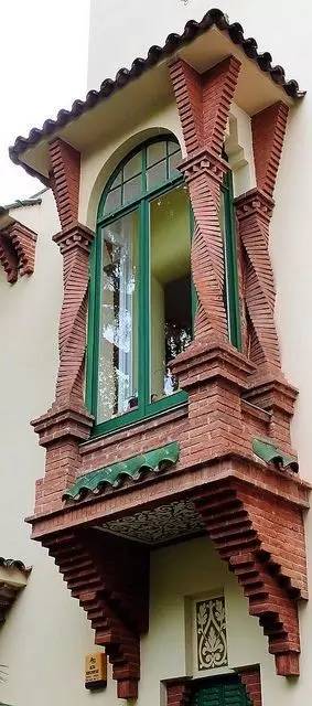 紅磚的建筑藝術(shù)，每一張紅磚墻都可以拿去做紅