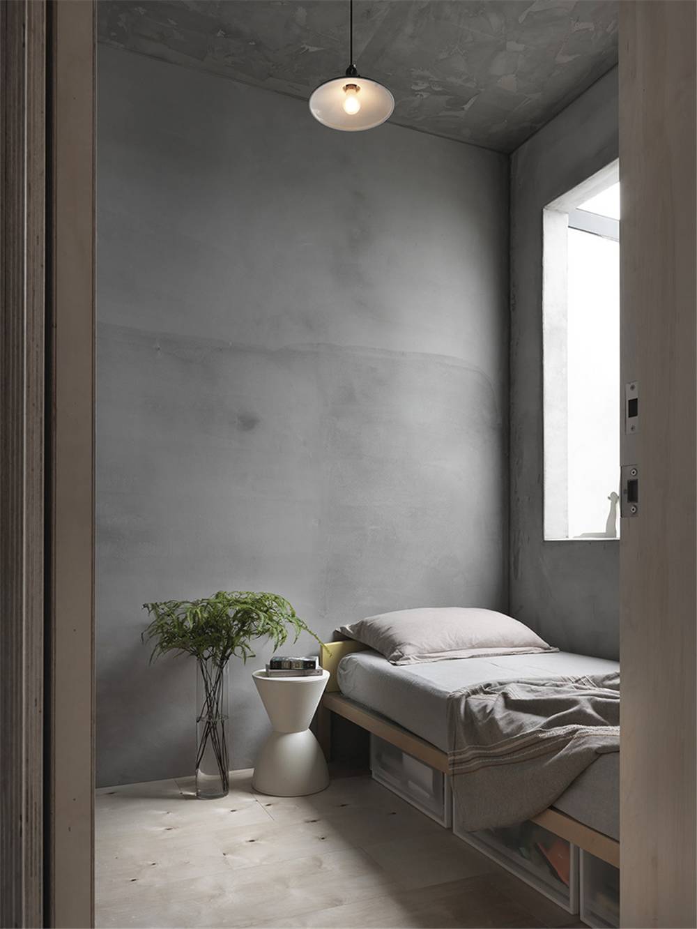 水泥毛坯房遇到中式禪意，最原生態(tài)的高級(jí)灰典