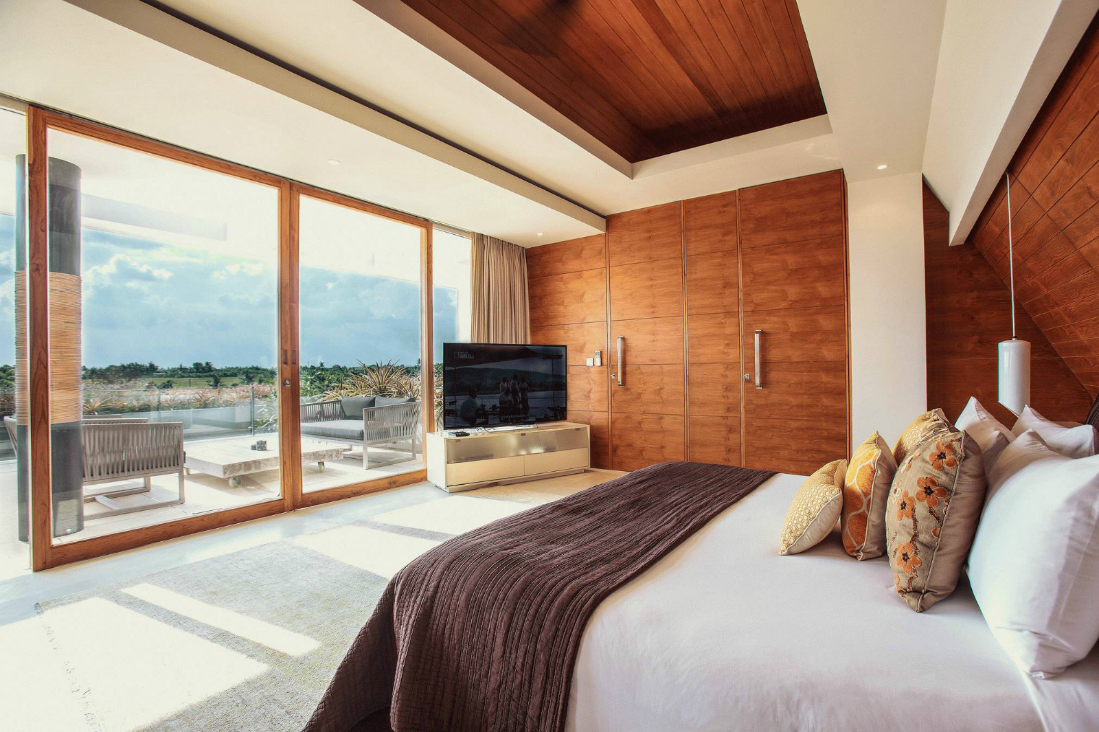 印度臨海別墅設計 新中式建筑中的木與石