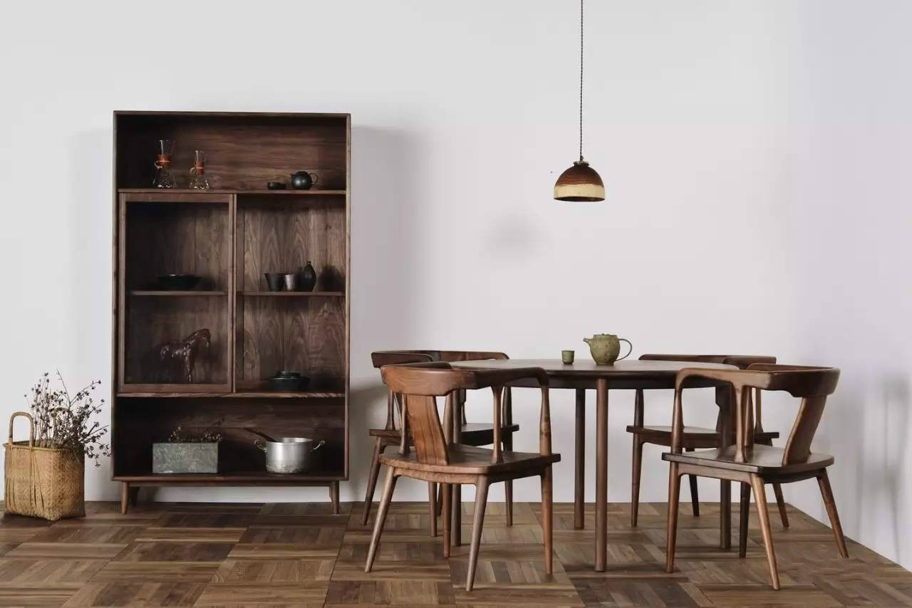 簡(jiǎn)潔大氣的中式家具，傳統(tǒng)之美！