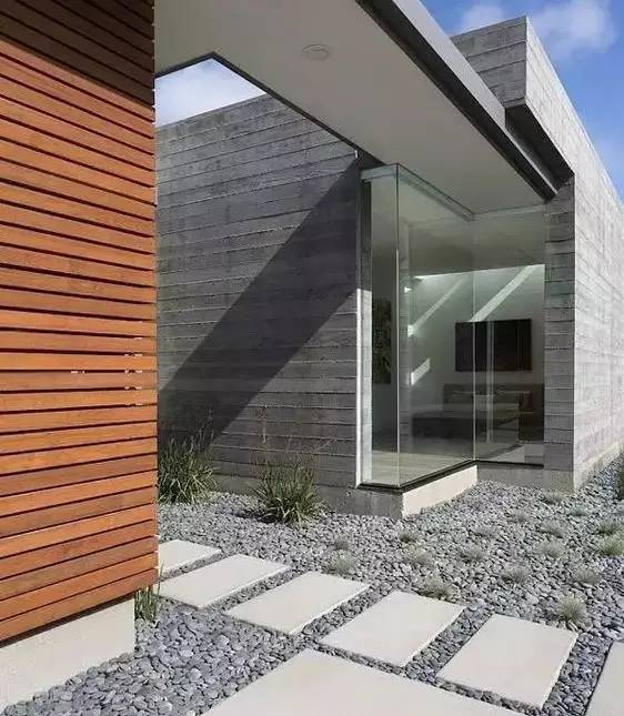 水泥墻樸素寂靜的美，庭院設(shè)計(jì)