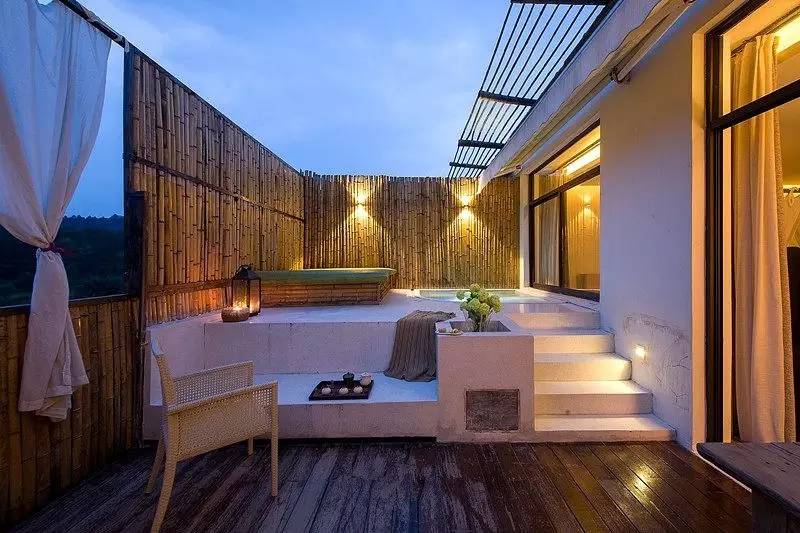 悅庭楠舍 ，兼顧田園風(fēng)光與遠(yuǎn)山樹林