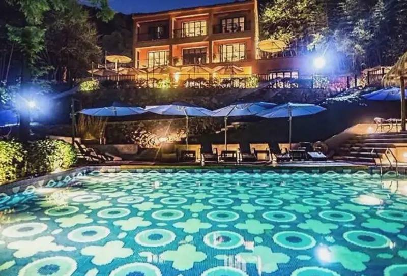 尚坡民宿，坐擁絕佳山景的無(wú)敵泳池