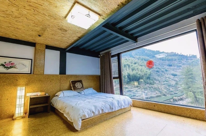 閑思居民宿，暢游在清涼山泉