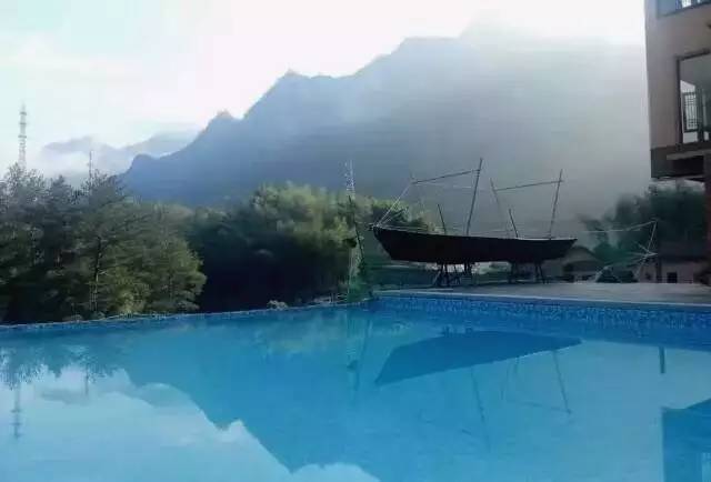 閑思居民宿，暢游在清涼山泉