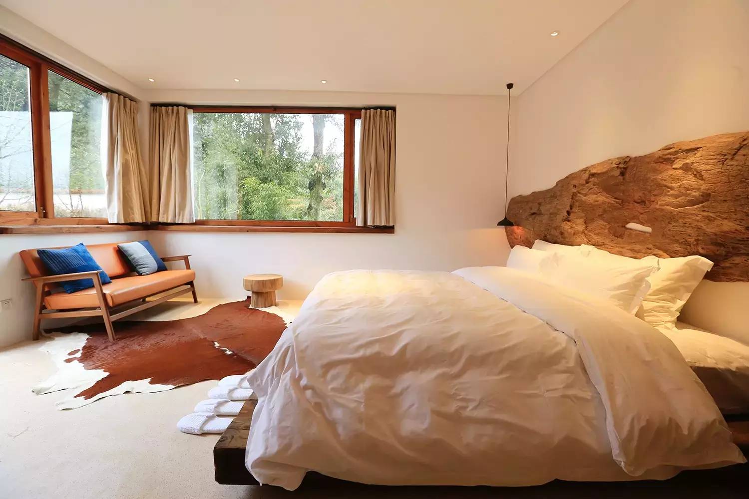 靜廬瀾柵，隱世小墅里一場(chǎng)泳池家庭趴