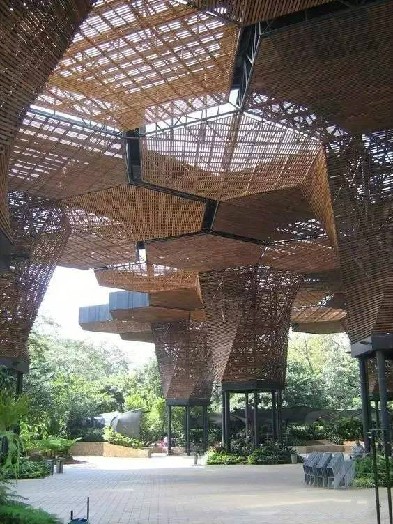 中式裝修設(shè)計，瘋狂的木頭