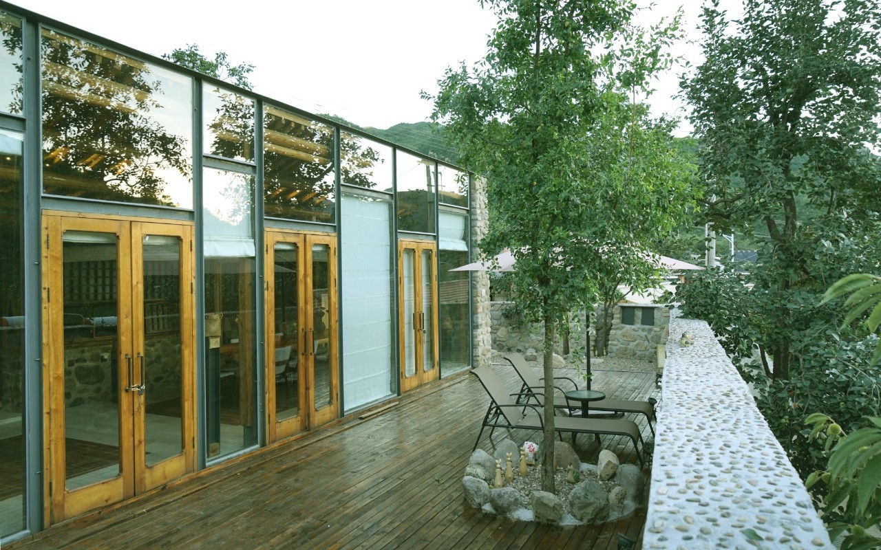 大舍為鄰，北京懷柔民宿設(shè)計