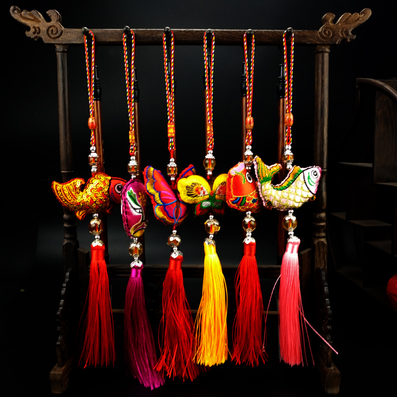 匠心啟航閱讀刺繡紀(jì)念品繡花香包掛件