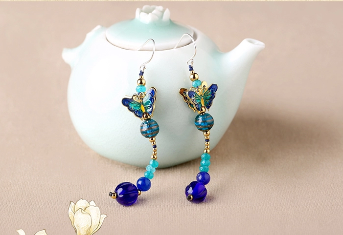 復(fù)古氣質(zhì)匠心啟航閱讀蝴蝶耳墜耳環(huán)