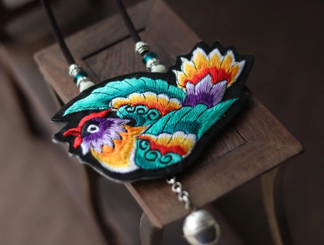 民族風(fēng)刺繡靈雀長款掛件掛飾配飾項(xiàng)鏈