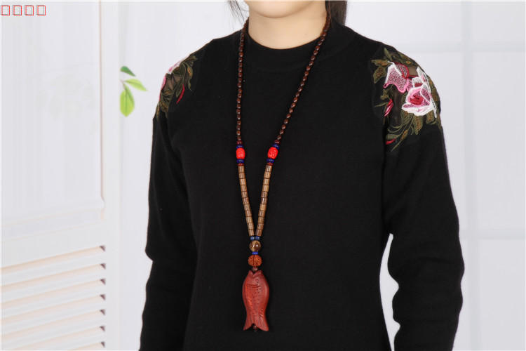 古樸典雅的木魚(yú)吊墜項(xiàng)鏈