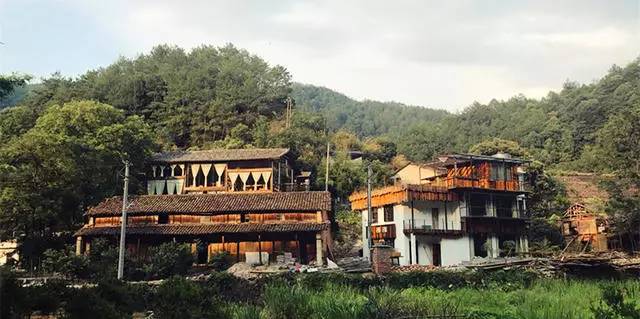 尋·尋客棧，一家超大藏書閣民宿設(shè)計(jì)