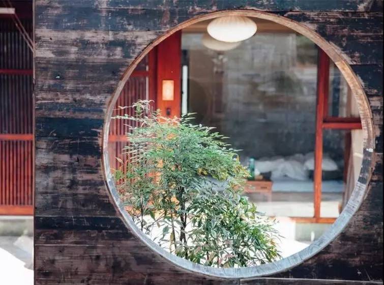 慈舍，悲喜隱去慈從舍生