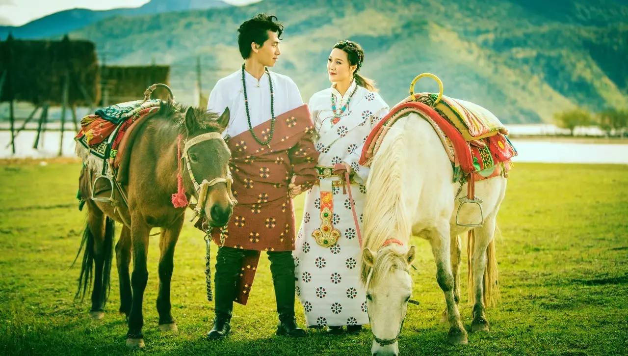 藝棧藏式客棧，我在等風(fēng)也在等你