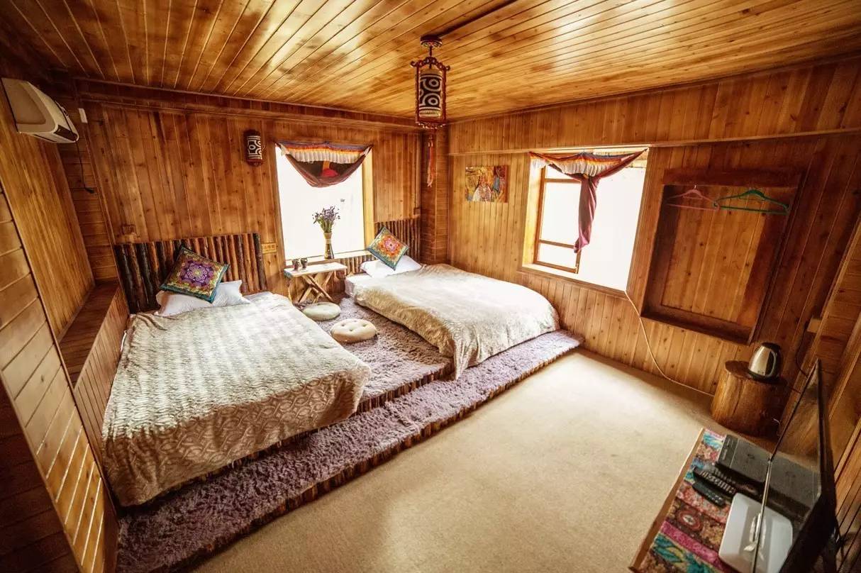 藝棧藏式客棧，我在等風(fēng)也在等你