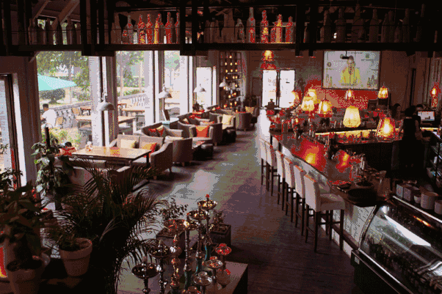 青桐·青竹茶舍，茶香縹緲靜賞西湖