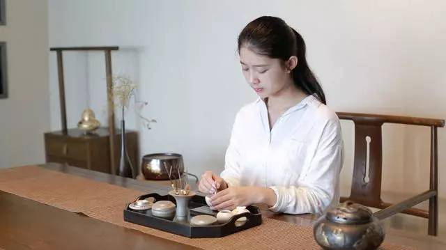 中式熏香，傳播中式香道