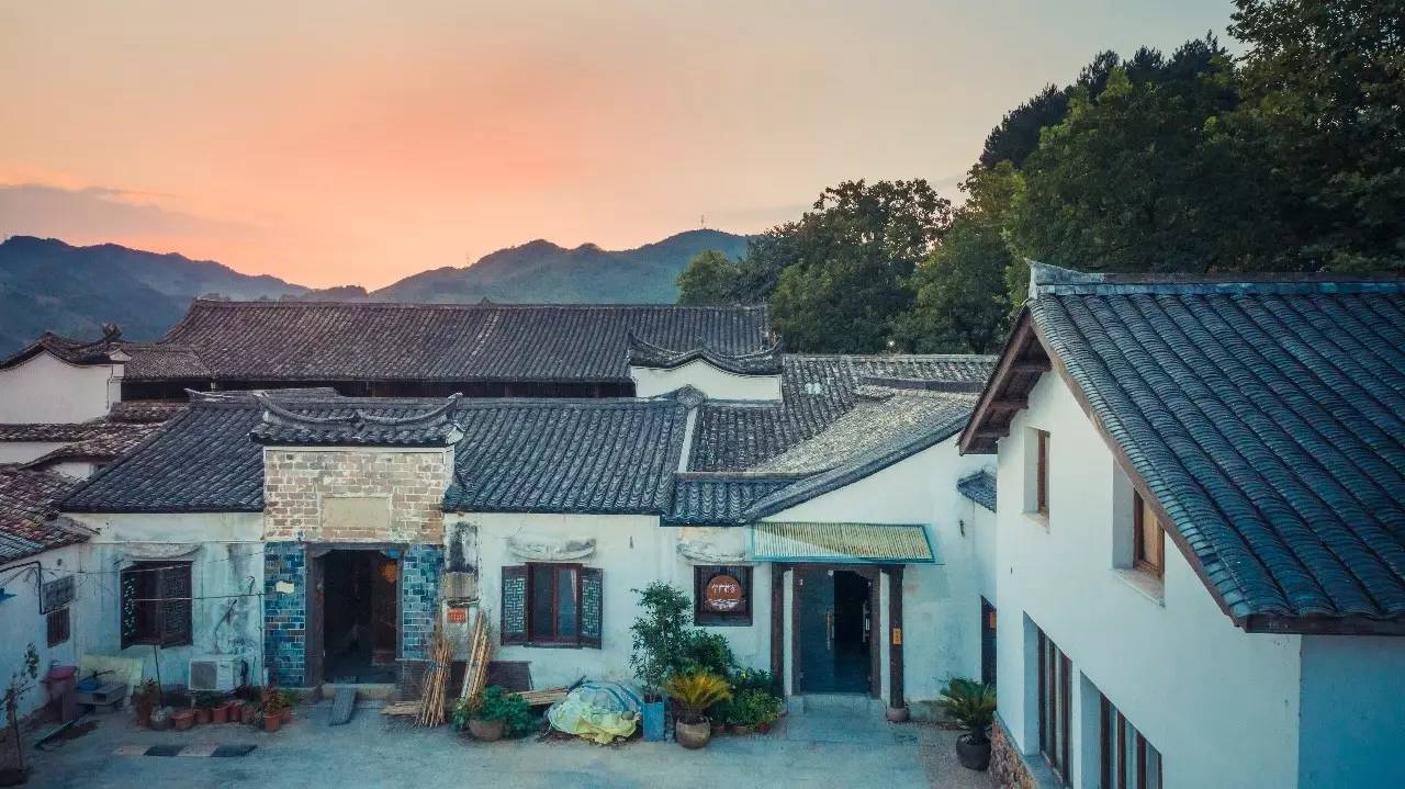 卓廬若家民宿，體味百年老宅的韻味