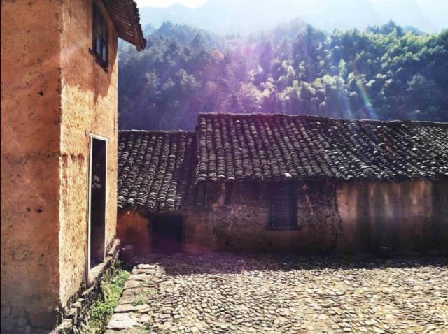 不舍·野馬嶺中國村民宿，樂在其中不忘初心