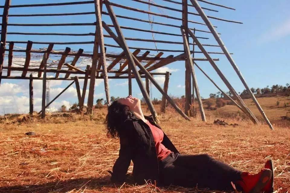 荒無舍民宿，山腳下日出而作日落而息