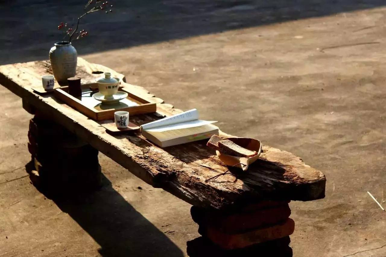 荒無舍民宿，山腳下日出而作日落而息