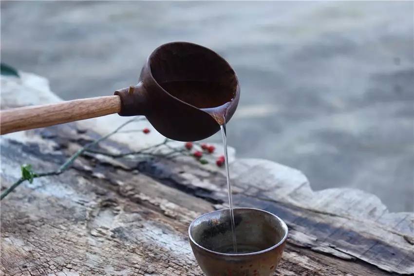 荒無舍民宿，山腳下日出而作日落而息